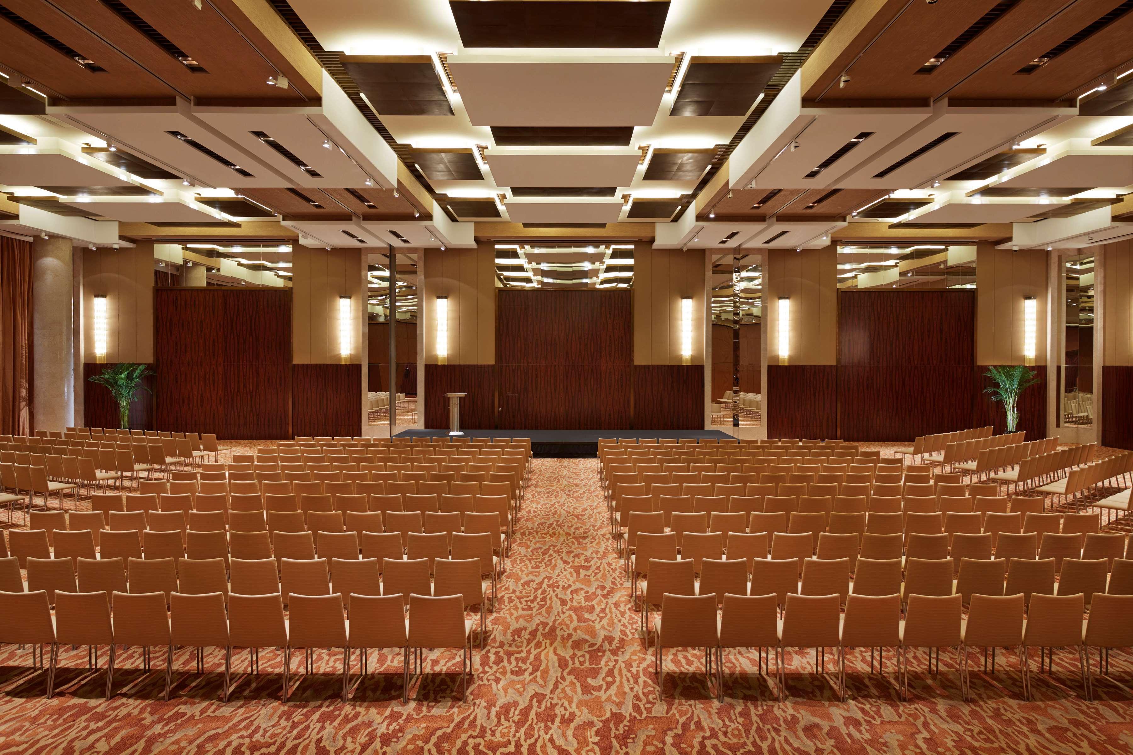 Hyatt Regency Qingdao Hotell Exteriör bild
