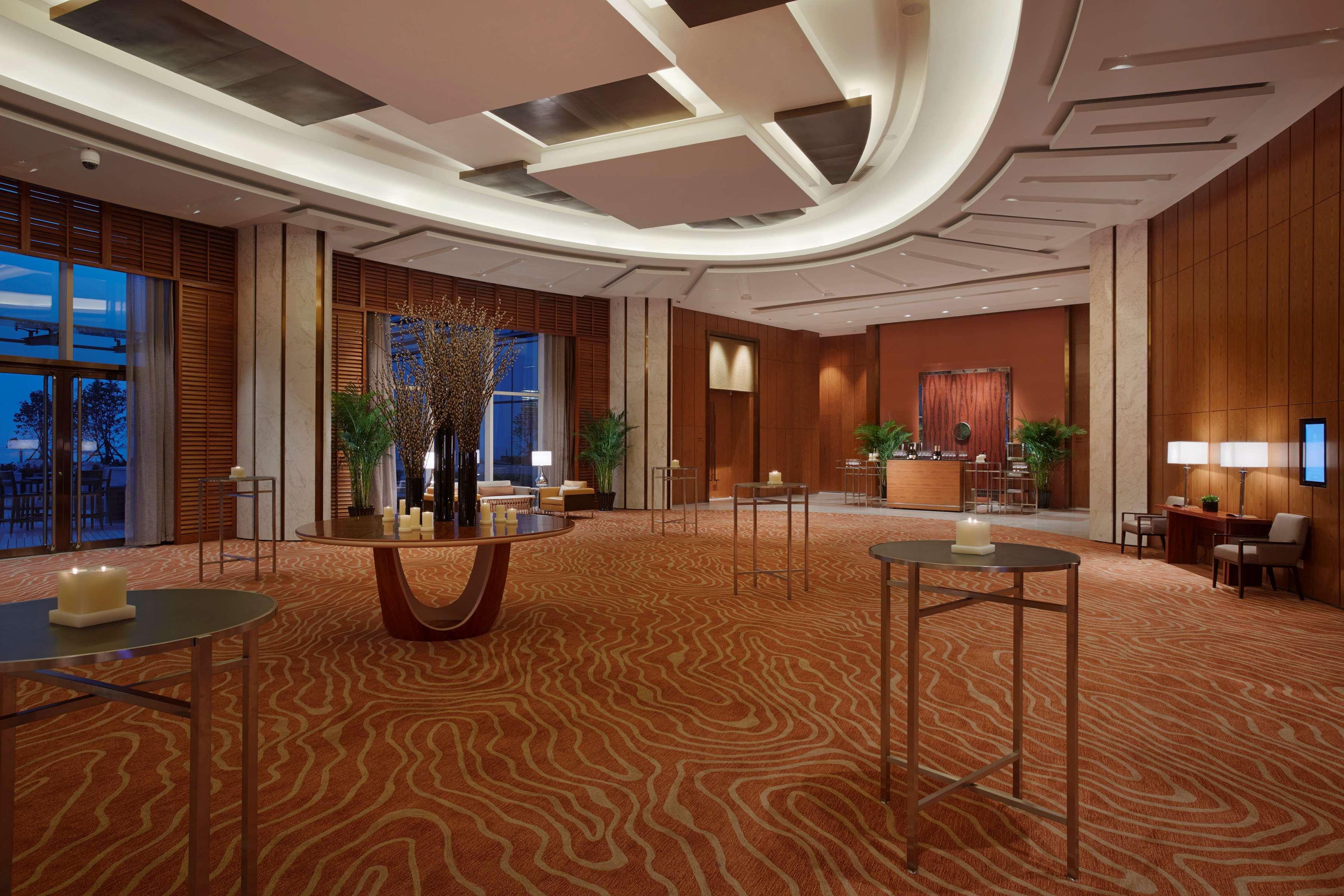 Hyatt Regency Qingdao Hotell Exteriör bild